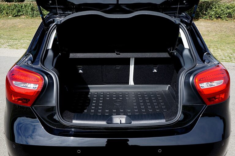 The Impact of Vehicle Electrification on the Automotive Aftermarket